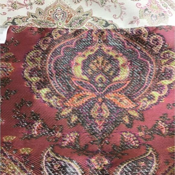 Croscill Window Valance Giulietta 2-Piece Circle Rod Pocket Window Valance - Picture 5 of 10